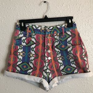 Eccentric mom shorts